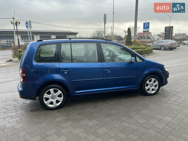 Синий Фольксваген Туран, объемом двигателя 1.6 л и пробегом 236 тыс. км за 6700 $, фото 5 на Automoto.ua