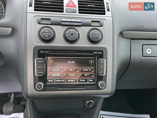 Синий Фольксваген Туран, объемом двигателя 1.4 л и пробегом 229 тыс. км за 6500 $, фото 11 на Automoto.ua