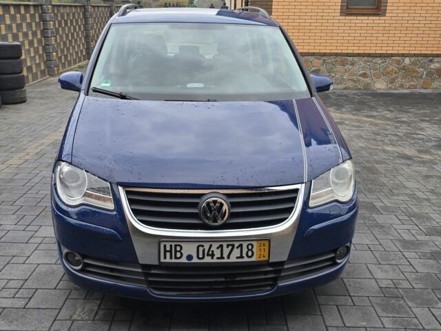Синий Фольксваген Туран, объемом двигателя 1.4 л и пробегом 180 тыс. км за 2950 $, фото 2 на Automoto.ua
