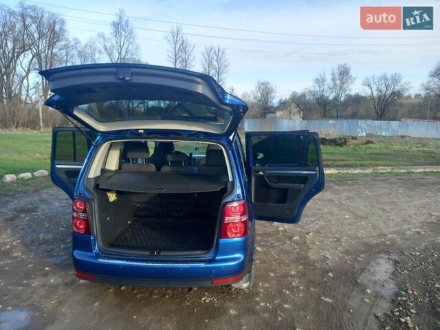 Синий Фольксваген Туран, объемом двигателя 1.9 л и пробегом 289 тыс. км за 8100 $, фото 28 на Automoto.ua