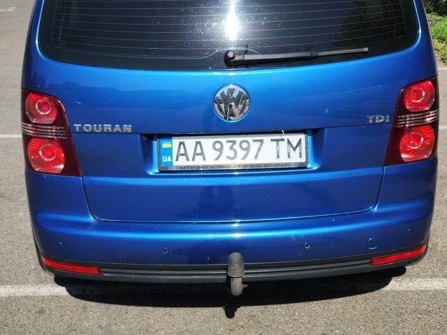 Синий Фольксваген Туран, объемом двигателя 1.9 л и пробегом 345 тыс. км за 7005 $, фото 7 на Automoto.ua