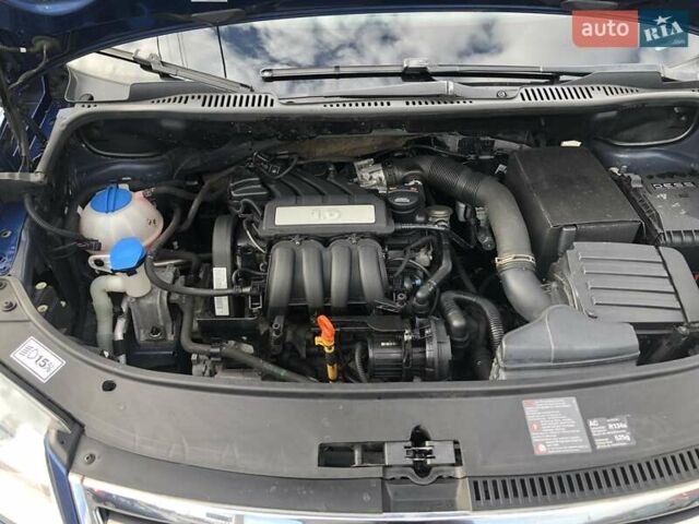 Синий Фольксваген Туран, объемом двигателя 1.6 л и пробегом 209 тыс. км за 7598 $, фото 33 на Automoto.ua