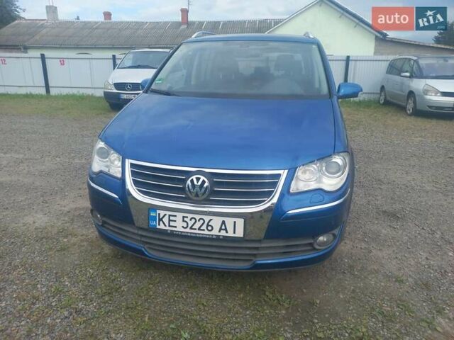 Синий Фольксваген Туран, объемом двигателя 1.39 л и пробегом 199 тыс. км за 6500 $, фото 1 на Automoto.ua