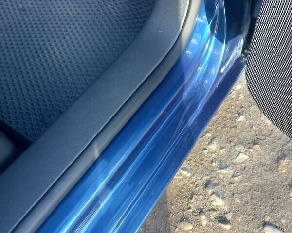 Синий Фольксваген Туран, объемом двигателя 1.9 л и пробегом 289 тыс. км за 8100 $, фото 17 на Automoto.ua