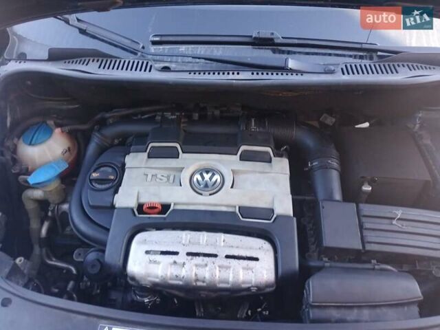 Синий Фольксваген Туран, объемом двигателя 1.4 л и пробегом 205 тыс. км за 7500 $, фото 20 на Automoto.ua