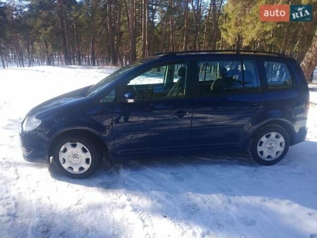 Синий Фольксваген Туран, объемом двигателя 1.4 л и пробегом 205 тыс. км за 7500 $, фото 10 на Automoto.ua