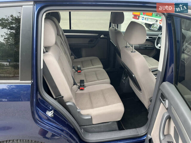 Синій Фольксваген Туран, об'ємом двигуна 1.4 л та пробігом 290 тис. км за 7500 $, фото 16 на Automoto.ua