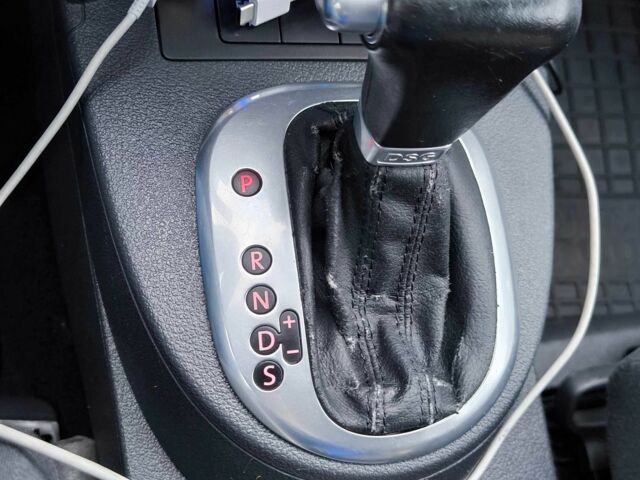 Синій Фольксваген Туран, об'ємом двигуна 2 л та пробігом 358 тис. км за 7500 $, фото 20 на Automoto.ua