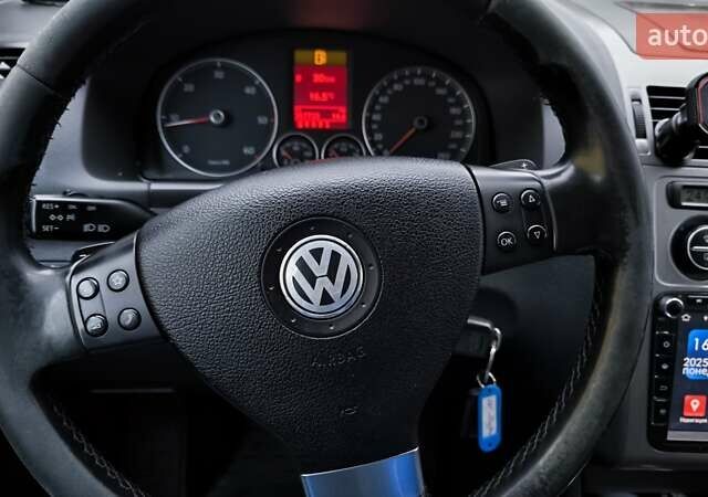 Синій Фольксваген Туран, об'ємом двигуна 2 л та пробігом 358 тис. км за 7500 $, фото 27 на Automoto.ua