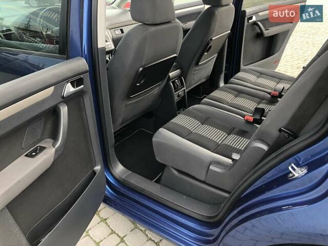 Синий Фольксваген Туран, объемом двигателя 1.6 л и пробегом 212 тыс. км за 7850 $, фото 47 на Automoto.ua