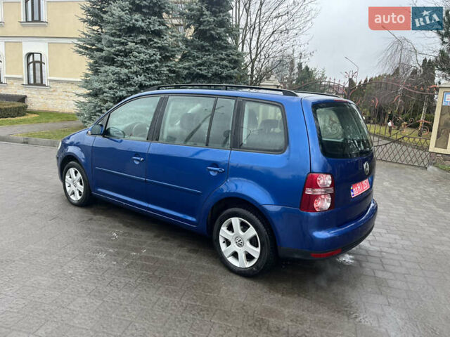 Синий Фольксваген Туран, объемом двигателя 1.6 л и пробегом 236 тыс. км за 6700 $, фото 7 на Automoto.ua