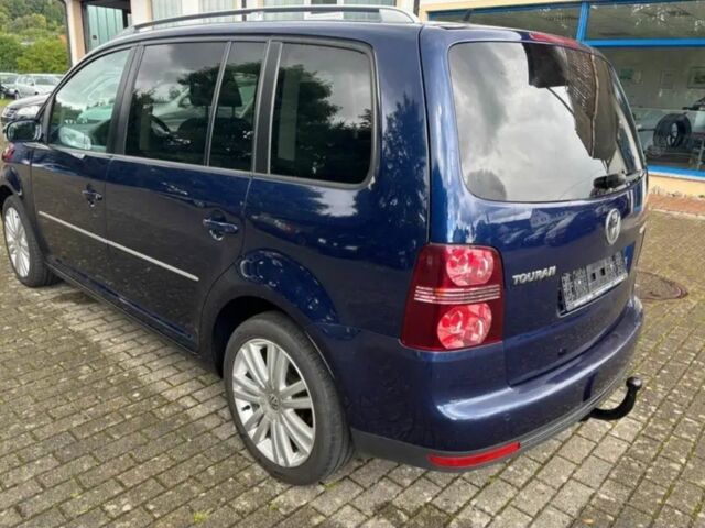 Синий Фольксваген Туран, объемом двигателя 2 л и пробегом 178 тыс. км за 2100 $, фото 5 на Automoto.ua