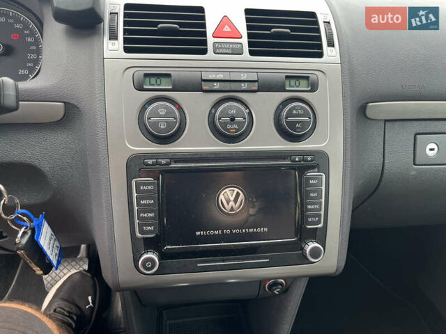 Синій Фольксваген Туран, об'ємом двигуна 1.4 л та пробігом 290 тис. км за 7500 $, фото 20 на Automoto.ua