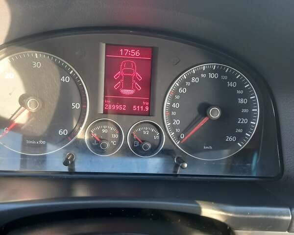 Синий Фольксваген Туран, объемом двигателя 1.9 л и пробегом 289 тыс. км за 8100 $, фото 23 на Automoto.ua