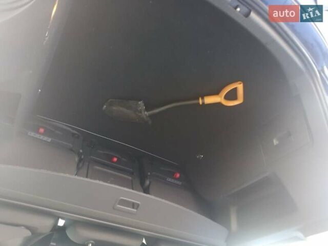 Синий Фольксваген Туран, объемом двигателя 1.4 л и пробегом 205 тыс. км за 7500 $, фото 1 на Automoto.ua