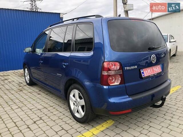 Синий Фольксваген Туран, объемом двигателя 1.6 л и пробегом 212 тыс. км за 7850 $, фото 8 на Automoto.ua