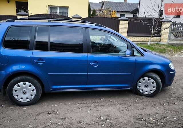 Синій Фольксваген Туран, об'ємом двигуна 2 л та пробігом 358 тис. км за 7500 $, фото 8 на Automoto.ua
