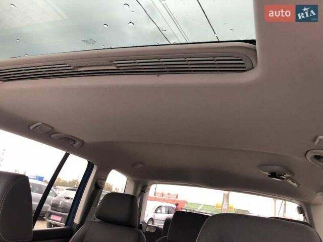 Синий Фольксваген Туран, объемом двигателя 1.6 л и пробегом 212 тыс. км за 7850 $, фото 25 на Automoto.ua