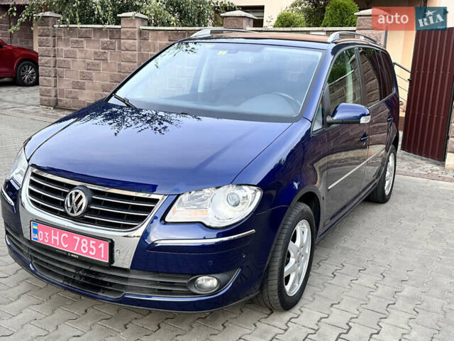 Синий Фольксваген Туран, объемом двигателя 1.4 л и пробегом 229 тыс. км за 6500 $, фото 2 на Automoto.ua