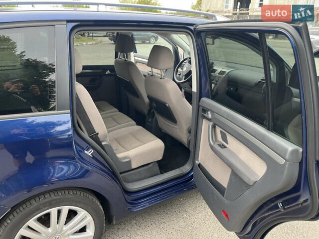 Синій Фольксваген Туран, об'ємом двигуна 1.4 л та пробігом 290 тис. км за 7500 $, фото 12 на Automoto.ua