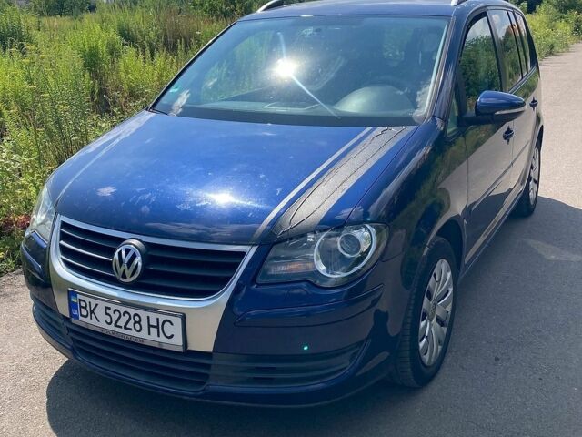 Синій Фольксваген Туран, об'ємом двигуна 1.39 л та пробігом 207 тис. км за 5950 $, фото 3 на Automoto.ua