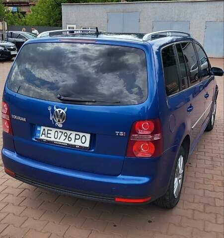 Синій Фольксваген Туран, об'ємом двигуна 1.39 л та пробігом 268 тис. км за 6999 $, фото 1 на Automoto.ua