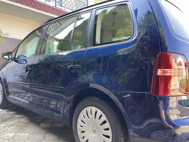 Синий Фольксваген Туран, объемом двигателя 2 л и пробегом 250 тыс. км за 7900 $, фото 19 на Automoto.ua