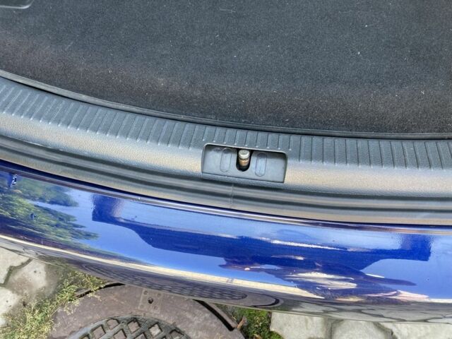 Синий Фольксваген Туран, объемом двигателя 2 л и пробегом 250 тыс. км за 7900 $, фото 23 на Automoto.ua