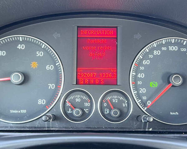 Синій Фольксваген Туран, об'ємом двигуна 1.39 л та пробігом 280 тис. км за 8200 $, фото 7 на Automoto.ua