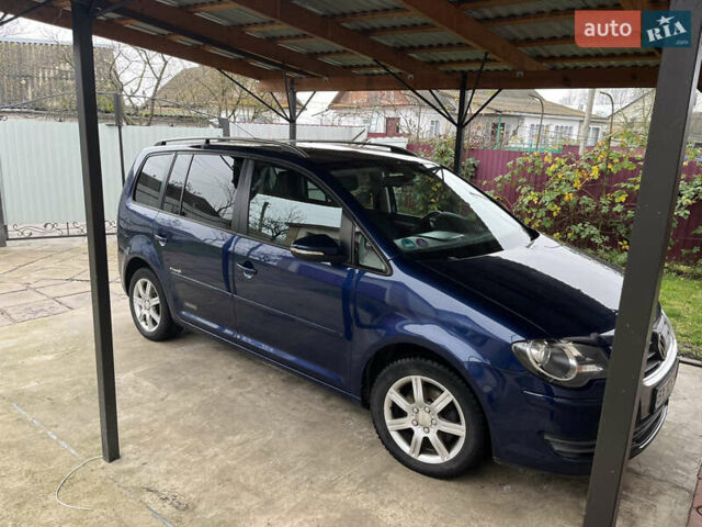 Синий Фольксваген Туран, объемом двигателя 1.39 л и пробегом 270 тыс. км за 7500 $, фото 5 на Automoto.ua