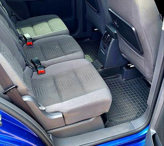 Синій Фольксваген Туран, об'ємом двигуна 1.4 л та пробігом 266 тис. км за 6200 $, фото 2 на Automoto.ua