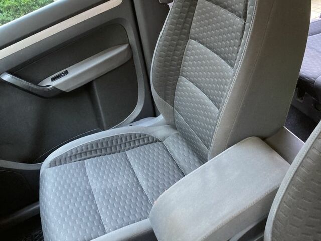 Синий Фольксваген Туран, объемом двигателя 2 л и пробегом 250 тыс. км за 7900 $, фото 12 на Automoto.ua