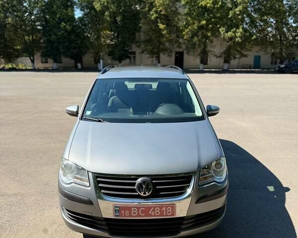 Синий Фольксваген Туран, объемом двигателя 1.9 л и пробегом 234 тыс. км за 9500 $, фото 31 на Automoto.ua