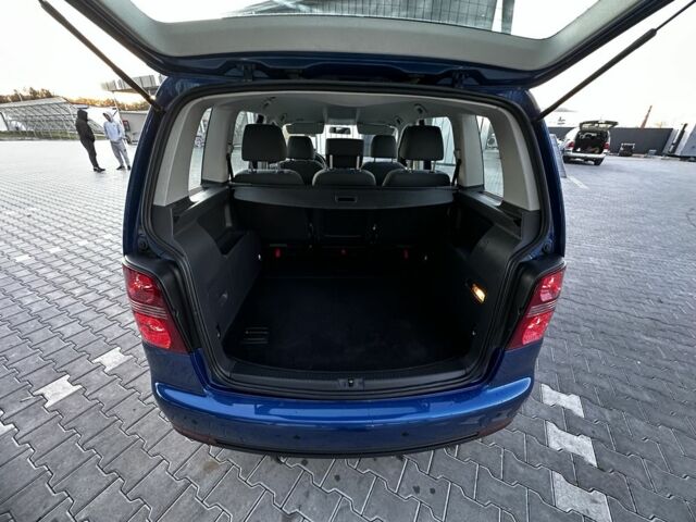 Синій Фольксваген Туран, об'ємом двигуна 1.4 л та пробігом 220 тис. км за 7300 $, фото 13 на Automoto.ua