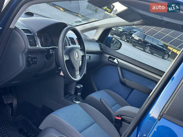 Синий Фольксваген Туран, объемом двигателя 1.4 л и пробегом 220 тыс. км за 7600 $, фото 40 на Automoto.ua