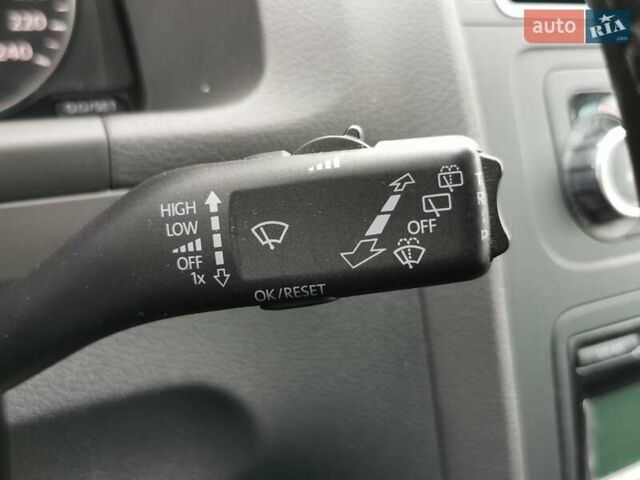 Синий Фольксваген Туран, объемом двигателя 1.6 л и пробегом 252 тыс. км за 8400 $, фото 34 на Automoto.ua