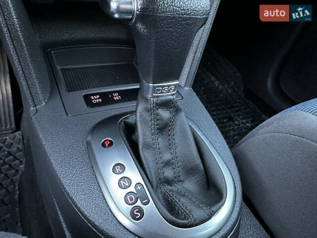 Синий Фольксваген Туран, объемом двигателя 1.4 л и пробегом 220 тыс. км за 7600 $, фото 53 на Automoto.ua