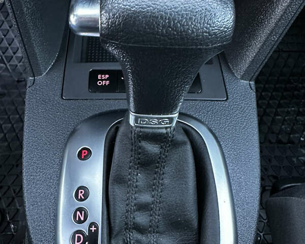 Синий Фольксваген Туран, объемом двигателя 1.4 л и пробегом 220 тыс. км за 7600 $, фото 54 на Automoto.ua