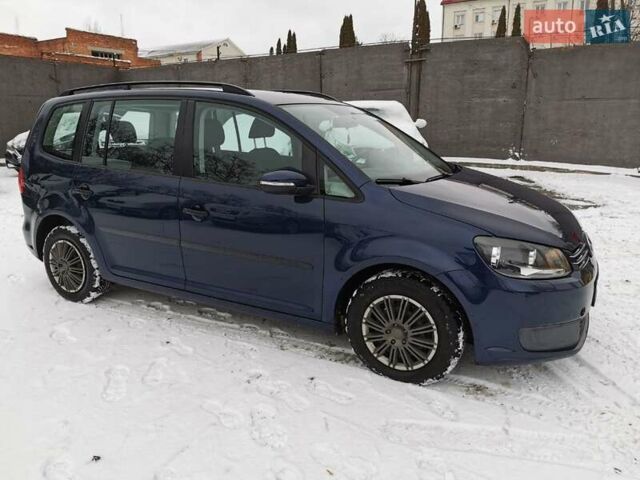 Синий Фольксваген Туран, объемом двигателя 1.6 л и пробегом 252 тыс. км за 8400 $, фото 8 на Automoto.ua