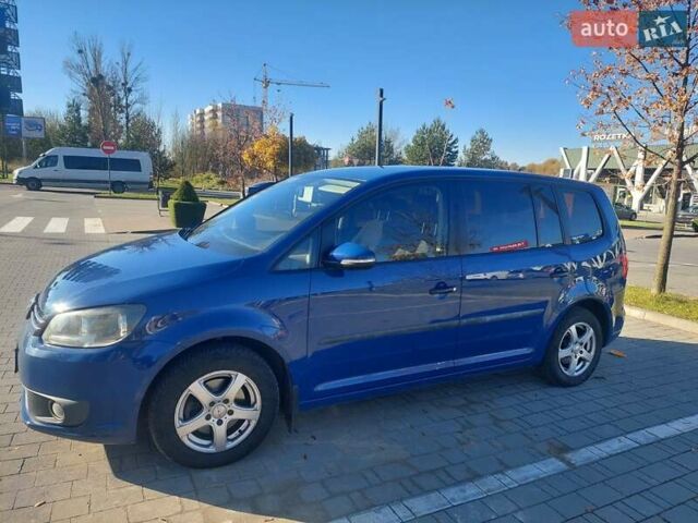 Синий Фольксваген Туран, объемом двигателя 1.6 л и пробегом 282 тыс. км за 8400 $, фото 2 на Automoto.ua