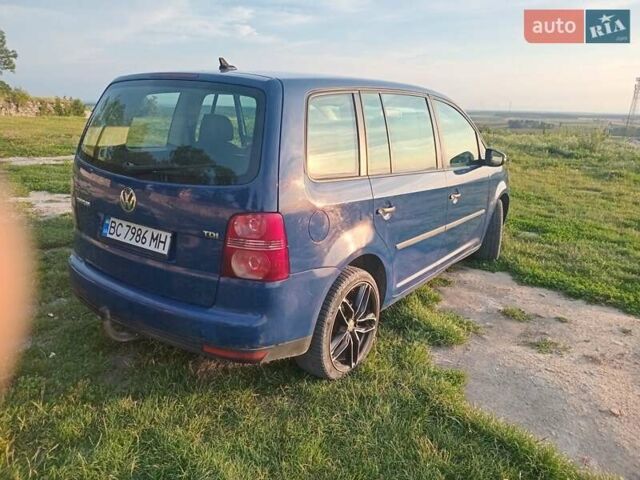 Синій Фольксваген Туран, об'ємом двигуна 1.9 л та пробігом 266 тис. км за 8200 $, фото 19 на Automoto.ua