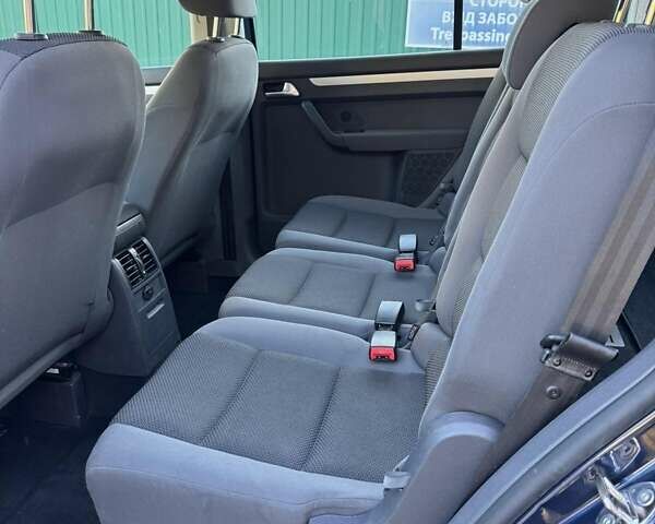 Синий Фольксваген Туран, объемом двигателя 1.6 л и пробегом 252 тыс. км за 8500 $, фото 29 на Automoto.ua