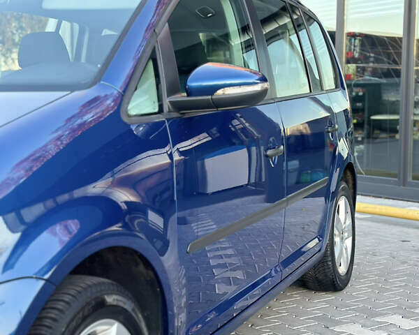 Синий Фольксваген Туран, объемом двигателя 1.4 л и пробегом 220 тыс. км за 7600 $, фото 34 на Automoto.ua