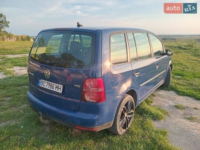 Синій Фольксваген Туран, об'ємом двигуна 1.9 л та пробігом 266 тис. км за 8200 $, фото 16 на Automoto.ua