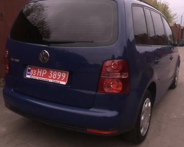 Синий Фольксваген Туран, объемом двигателя 1.6 л и пробегом 214 тыс. км за 7500 $, фото 12 на Automoto.ua