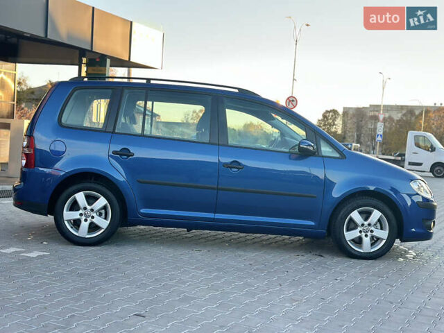 Синий Фольксваген Туран, объемом двигателя 1.4 л и пробегом 220 тыс. км за 7600 $, фото 19 на Automoto.ua