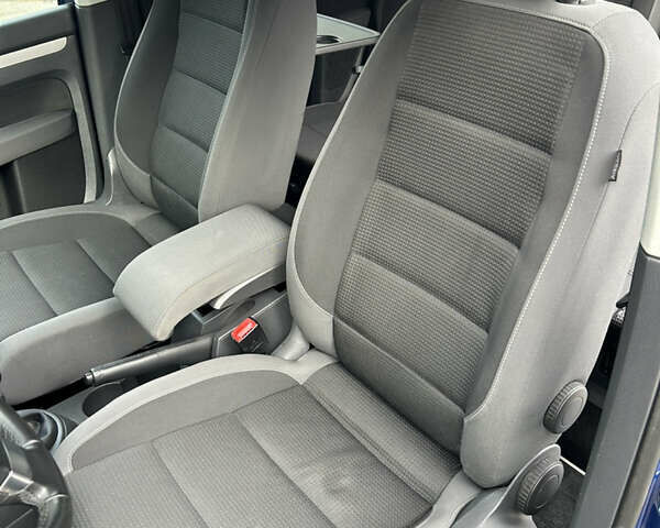 Синий Фольксваген Туран, объемом двигателя 1.4 л и пробегом 172 тыс. км за 8299 $, фото 46 на Automoto.ua