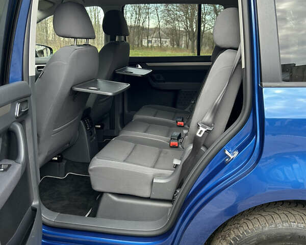 Синий Фольксваген Туран, объемом двигателя 1.4 л и пробегом 172 тыс. км за 8299 $, фото 39 на Automoto.ua