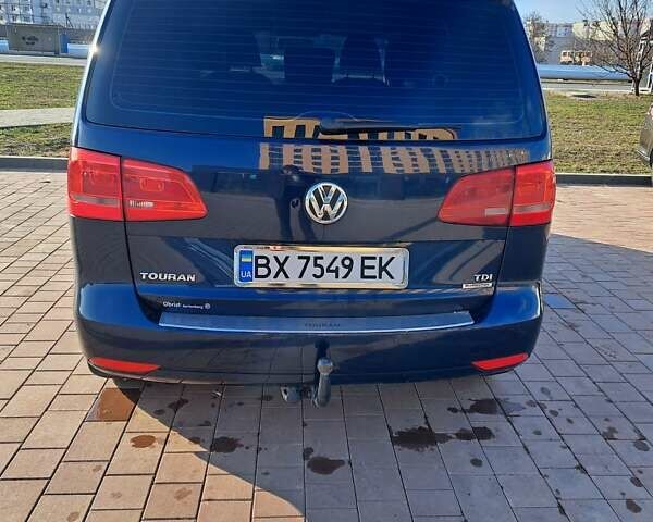 Синий Фольксваген Туран, объемом двигателя 1.6 л и пробегом 284 тыс. км за 9500 $, фото 1 на Automoto.ua