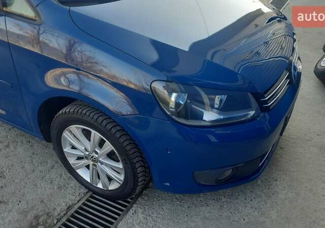 Синий Фольксваген Туран, объемом двигателя 1.97 л и пробегом 338 тыс. км за 10000 $, фото 2 на Automoto.ua